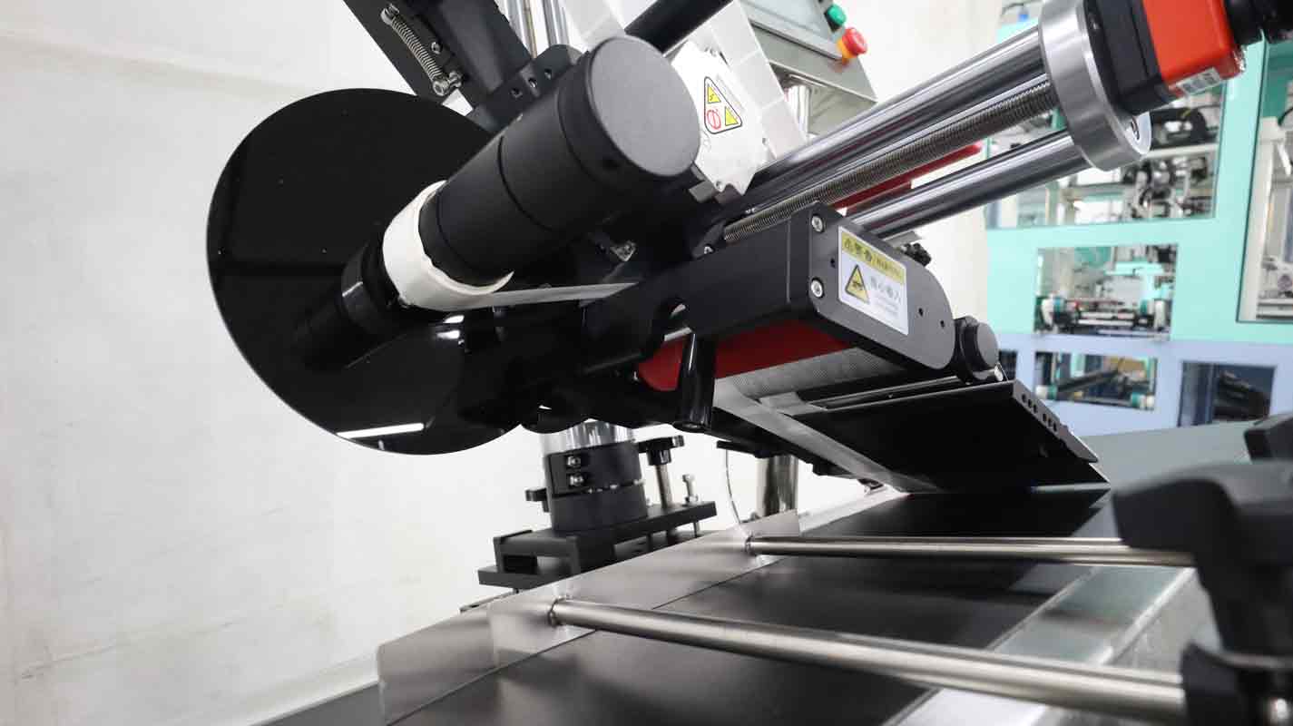 貼標(biāo)機(jī)廠家,廣東貼標(biāo)機(jī),平面貼標(biāo)簽機(jī)