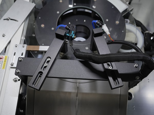 五金視覺篩選機(jī),視覺檢測(cè)設(shè)備,產(chǎn)品外觀尺寸視覺檢測(cè)機(jī)