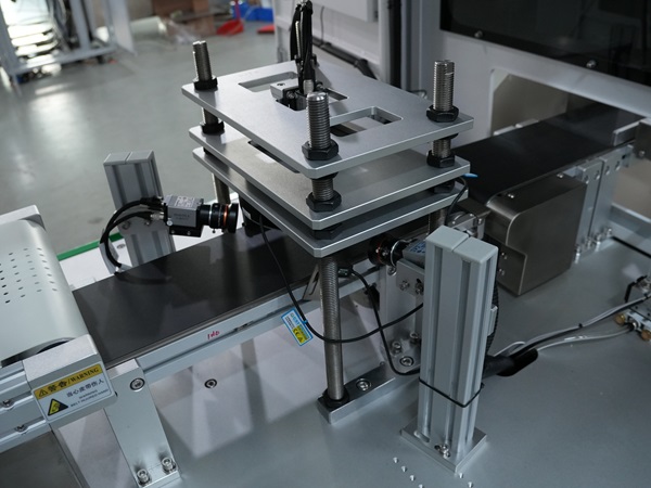 緊固件光學(xué)檢測(cè)設(shè)備,視覺檢測(cè)設(shè)備,外觀視覺檢測(cè)設(shè)備